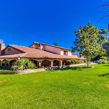 Отель Vineyard Hacienda Spring Valley  Экстерьер фото